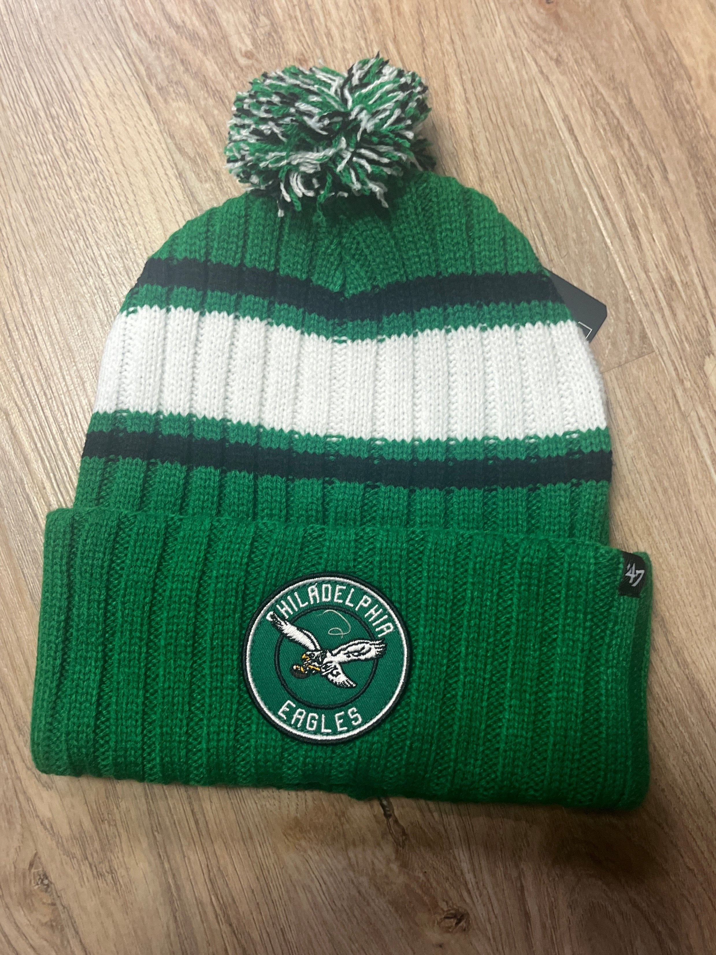 Philadelphia Eagles Historic Kelly Green Plateau 47 Cuff Knit Pom Hat